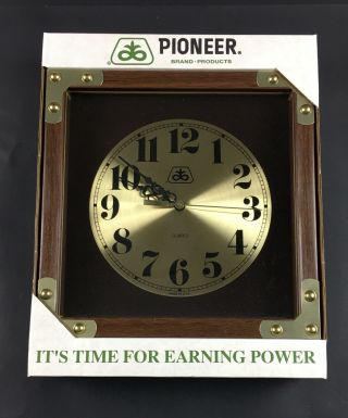 Vintage Pioneer Seed Co.  Wall Clock Wooden Battery Operated Quartz Movement