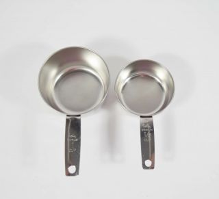 Set Of 2 Foley Script Logo Stainless Steel Measuring Cups 1 Cup 1/2 Cup