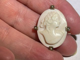 Gorgeous 10kt Gold Hand Carved Conch Shell Cameo W/ Pearls Pin