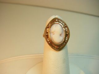 Lovely - Vintage 10k Gold Hand Carved Shell Cameo Ring Sz3