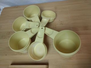 Vintage Tupperware Measuring Cups Mustard Yellow Usa Set 6