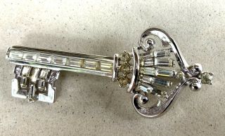 Vintage 1950 Alfred Philippe Crown Trifari Crystal Key Pin Brooch Pat Pending