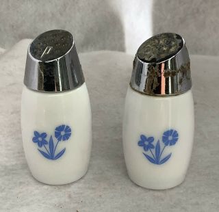 Vintage Gemco White Milk Glass Blue Cornflower Corningware Salt &pepper Shakers