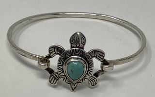 James Avery Sterling Silver Turquoise Stone Turtle Hook Bangle Bracelet 6 1/4 "