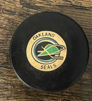Oakland Seals Vintage Art Ross Converse Ccm Tyer Official Puck