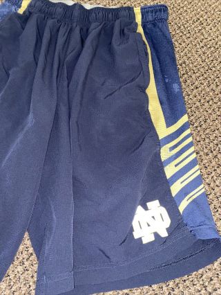 TEAM ISSUED NOTRE DAME FOOTBALL SHORTS LARGE 2
