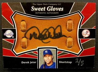 Derek Jeter 2004 04 Upper Deck Sweet Spot On Brown Game Glove Black Ink 2/5 1/1
