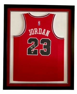 Michael Jordan Signed Autographed Chicago Bulls Jersey Framed