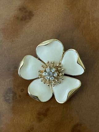 Vintage Signed Ciner White Enamel Crystal Flower Gold Tone Brooch Pin