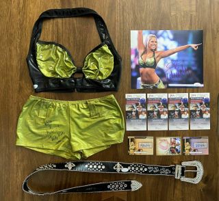 Kelly Kelly Wwe Signed/autographed Ring Worn Gear Photo Jsa Coas W Trading Cards