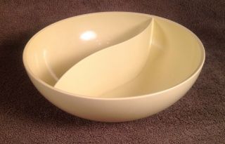 Vintage Ovation By Westinghouse 9 " Bright Yellow Melmac Divided Serving Bowl