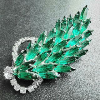 D&e Juliana Vintage Emerald Green Navette Rhinestone Flower 1960s Brooch Pin 900
