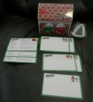M&M ' s Gingerbread House Tin Recipe Box,  3 Recipe & 6 Blank Cards,  Cookie Cutter 2