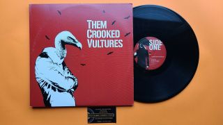 Them Crooked Vultures - Self - Titled 180 Gram Vinyl Lp Dgcb0013785 - 01