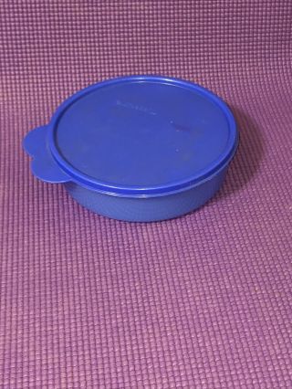 Tupperware 2 Cup Cereal Bowl W Lid 6403