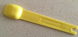 Tupperware Replacement Measuring Spoon 1/2 TSP Bright Yellow 1268 - 5 2