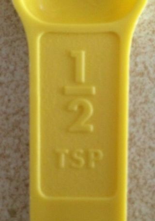 Tupperware Replacement Measuring Spoon 1/2 TSP Bright Yellow 1268 - 5 3