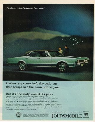 Big 1967 Oldsmobile Cutlass Supreme Ad / Advertisement (brochure Info)