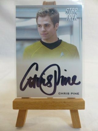 Star Trek The Movies 2009 Autograph Trading Card Chris Pine As Captain Kirk