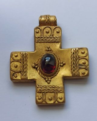 Fine Ancient Byzantine High Carat Gold Cross Pendant With Garnet 700 - 1000 Ad