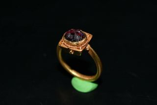 Ancient Roman Gold Finger Ring With Garnet Stone Intaglio Weighing 5.  1 G
