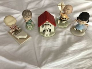 Lenox Celebrate Peanuts 60 Years Set Of 5 Snoopy Charlie Schroeder Linus & Lucy
