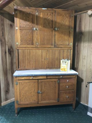 Antique Oak Hoosier Cabinet With Flour Sifter