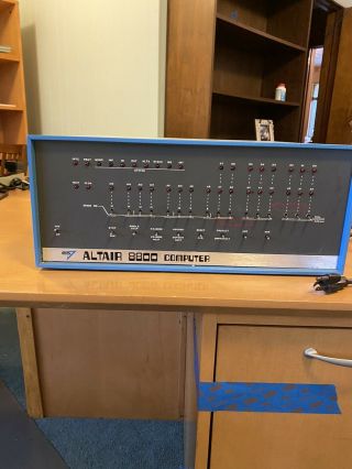 Vintage RARE Altair 8800 Computer 2