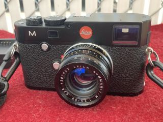 Leica M 240 Camera Body Summarit 1:2.  5 50mm Prime Lens Package Vtg Black