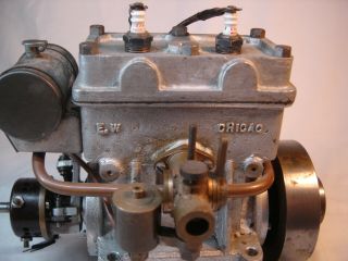 Vintage Elmer Wall 30cc 2 cylinder model Ignition Engine 2