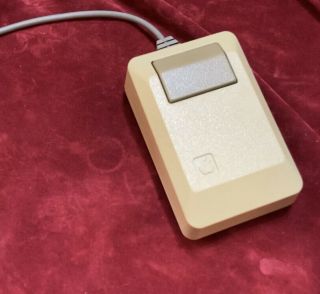 Vintage First - generation Apple Macintosh M0001 Computer 1984 Complete System 4