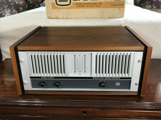 Rare Vintage Crown Sa - 2 Distinction Series Self Analyzing Amplifier W Case