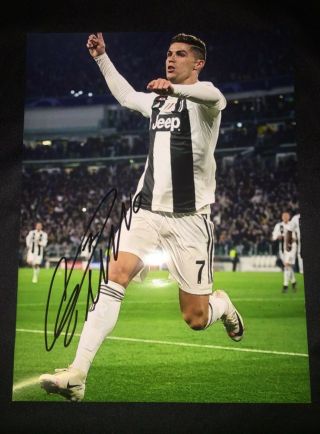 Cristiano Ronaldo Hand Signed Autograph Photo 7 Juventus ⚽️ All - Time Topscorer