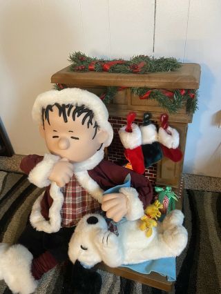 Santas Best Telco Peanuts Snoopy Linus Christmas Animated Fireplace Motionette