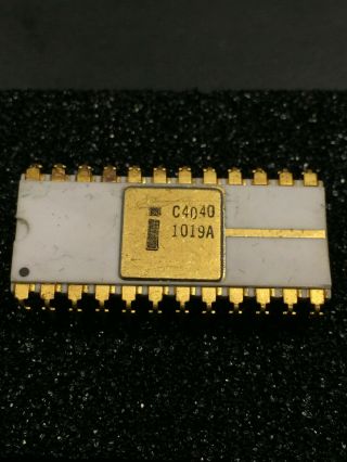 Vintage Intel C4040 Cpu White Ceramic Gold Leads C4004 Descendant 1976