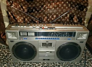 Jvc Rc - M70jw Vintage Boombox Ghettoblaster Cassette Sw Mw Fm Loud And