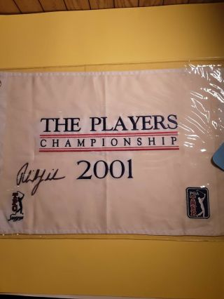 Phil Mickelson Signed Official 2001 Players Championship Flag 6x Major Champion