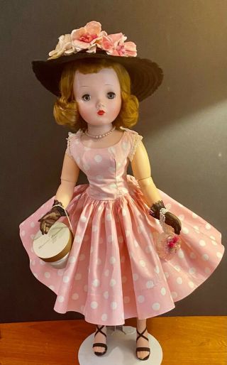Madame Alexander Vintage Cissy Doll 5
