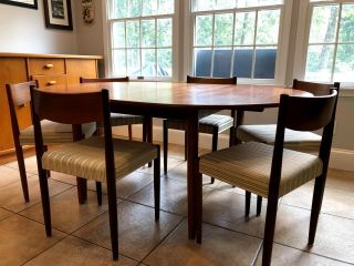 A Set Of Six Vintage Mid - Century Modern Teak Dining Chairs Designed By Poul Volt