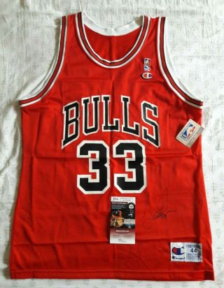 Jsa Chicago Bulls 33 Scottie Pippen Signed Red Jersey Vintage Champion 44