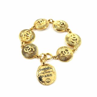 Chanel 31 Rue Cambon Coco Logos Bracelet Coin Gold Vintage Accessory 90131557