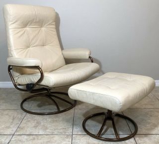 Ekornes Stressless Leather Recliner Chair & Ottoman Large Vintage Metal Retro