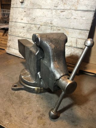 Rare Large Hollands No.  26 Industrial Foundry Swivel Vise 125 Lbs 4
