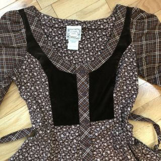 gunne sax dress vintage 1970s Brown,  Midi,  Floral,  Calico,  Velvet,  Plaid.  Size 9 3