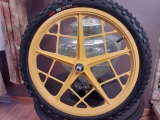 Vtg Mongoose Motomag 11 ' s BMX wheel Set/Rims & Tires,  Bendix Coaster,  Oldschool 3