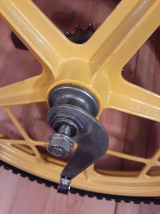 Vtg Mongoose Motomag 11 ' s BMX wheel Set/Rims & Tires,  Bendix Coaster,  Oldschool 5