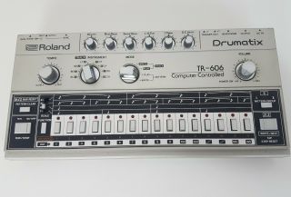 Roland Tr - 606 Drumatix Computer Controlled Vintage Drum Machine (w/ Flight Case)