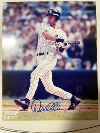 Derek Jeter Signed Photo 8x10 York Yankees Mlb Photo File - No