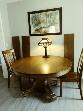 Arts & Crafts Mission 54 " Round Oak Dining Table & 3 Leaves