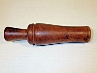 VINTAGE E.  V.  IVERSON WOODEN DUCK CALL WITH SPARE REED IN 2